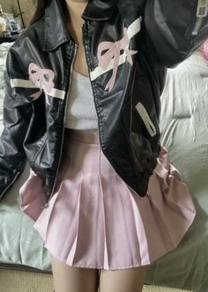 #leatherjacket #bow #coquetet #bowjacket #pink #aesthetic Bow Leather Jacket, Pink Punk Outfits, Pastel Fits, Bow Jacket, Plus Size Leather Jacket, Bow Outfit, Plus Size Leather, Coquette Outfits, Leather Jacket For Women