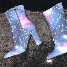 Details: *4inch Heel *Zip Closure *Surprisingly Comfortable So You Can Dance The Night Away! Trendy Purple Ankle-high Heels, Trendy Ankle-high Purple Heels, Galaxy Fashion, Galaxy Cat, Shoes Purple, Blue Galaxy, Cat Shoes, Space Wedding, Capes For Women