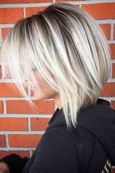 Platinum Blonde Balayage, Balayage Lob, Balayage Color, Balayage Blonde, Blonde Bobs, Hair Color Balayage, Short Blonde Hair