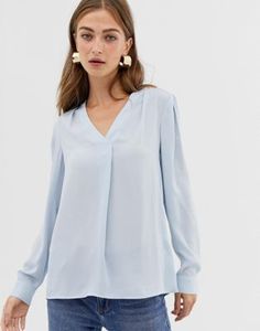 Fall Clothing Ideas, Frill Neck Blouse, Long Sleeve Wrap Top, Perfect Blouse, Balloon Sleeve Blouse, Fall Clothing, Satin Blouses, Tie Front Blouse, Blue V