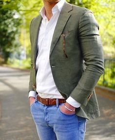 Linen Blazer Men, Blazer Outfits Men, Mens Business Casual Outfits, Chique Outfit, Mens Fashion Blazer, Traje Casual, Green Blazer, Mode Casual