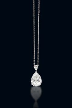 Solitaire Pendant Design, Pear Diamond Necklace, New Year Post, Estate Diamond Jewelry, Dream Backyard Pool, Diamond Solitaire Pendant, Solitaire Diamond Pendant, Diamond Pendants Designs, Solitaire Necklace