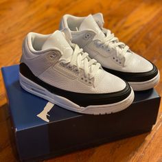 Fragment Design X Air Jordan 3 Retro Sp 'White' - Men's 4.5 Size (235cm/Women's 5.5) - Brand New With Box - Purchased Thru Nike Snkrs Tenis Nike Jordan, Nike Shoes Photo, Jordan 11s, Jordan Retro 3, Nike Snkrs, Retro 3, Nike Retro