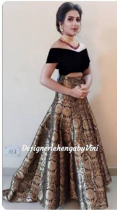 Skirt Tops For Women Indian, Tops For Skirts Ideas, Skirt Suits For Women Indian, Lehnga Choli Designer Party Wear, Blouse For Skirt, Designer Suits For Women Indian, Stylish Indian Outfits, Lengha Design, Women Party Outfits