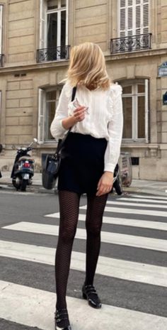 Mini Skirt Parisian Style, Parisian Chic Outfits Autumn, Chic Mini Skirt Outfit, French Rock Chic, Mary Janes Business Outfit, Carel Kina Shoes Outfit, Skirt With Mary Jane Shoes, Work Outfits With Tights, French Astetics Outfit