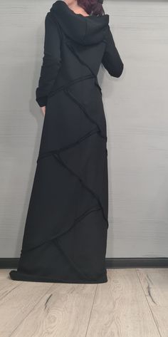 "Long Hooded Dress, Loose Dress, Plus Size Clothing, Cotton Dress, Extravagant Dress, Long Sleeve Dress, New collection ❤️ Extravagant designs and high quality fabrics! ❤️ Materials & Care Cotton Hand wash at low temperatures. Do not machine dry. Do not iron. Do not dry clean! ❤️ Sizing We can make your piece from XS to 5XL! Everything in the shop can be also made according to your measures free of charge! ❤️ Shipping ✈ Ready to ship The time I need to prepare an order for shipping varies. F Black Hooded Dress, Hijab Gown, Dress Extravagant, Star Clothing, Hooded Dress, Plus Size Kleidung, Dress Long Sleeve, Best Wear, Loose Dress