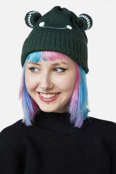 Frog Beanie- A fun and sweet knitted beanie- Frog face design- Comes in one size- Available in green or black Product Code: BWFX067 Frog Beanie, Frog Face, Knitted Beanie, Face Design, Knit Beanie, Green, Black, Design