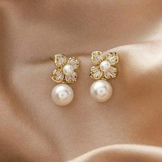 Korea Jewelry, Casual Earrings, Simple Pearl, Earrings Women, Crystal Flower, Delicate Earrings, Copper Earrings, Pretty Jewellery, Charm Earrings