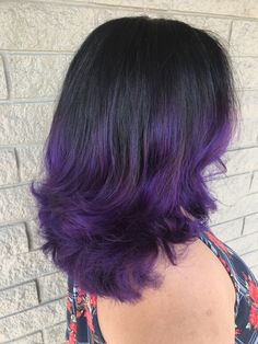 Hair Color Black And Purple, Black Fade Into Purple Hair, Short Hair With Purple Ends, Black Roots With Purple Hair, Dark Purple Ends Hair, Black Fading Into Purple Hair, Black And Purple Wolfcut, Black Into Purple Hair, Purple Highlights In Dark Brown Hair