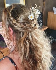 28 Boho Hairstyles Ideas: Perfect Styles for Long Hair, Weddings, and Summer 2024 Braided Half Updo, Styles For Long Hair, Boho Hairstyle, Braided Styles, Braided Half Up, Crystal Hair Clips, Long Hair Wedding Styles, Half Updo, Easy Braids