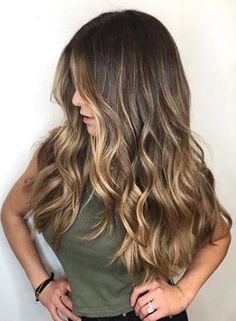 Sun kissed. Bronde bayalage Grey Balayage, Trendy We Fryzurach, Long Brunette Hair, Long Brunette, Hair Dark, Brunette Balayage Hair, Balayage Hair Blonde, Balayage Brunette