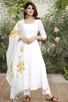 BUY WHITE COTTON SLUB DETAILING WORK ANARKALI FLARED KURTA SET WITH DUPPATA White Kurtis, Latest Designer Kurtis, Painted Dupatta, White Kurti, Onam Outfits, Cotton Kurta Set, White Anarkali, Silk Kurti Designs, Chanderi Dupatta