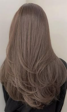 Light Ash Brown Hair, Ash Brown Hair, Ash Hair Color, 일본 패션, Gorgeous Hair Color