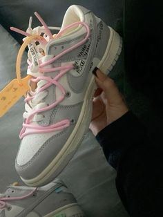 Nike Dunk Low Off White, Dr Shoes, Nike Shoes Girls, Jordan Shoes Girls, Jordan Shoes Retro