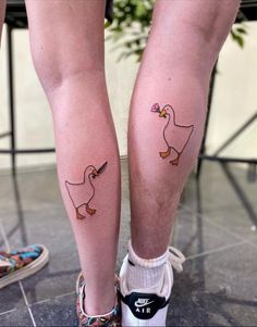 #tattoos #tattooshop #tattoosleeve #tattoosofinstagram #tattoostudio #tattoosnob #tattoosketch #tattoostyle #tattooslove #tattoosrock #tattoostagram #tattoosocial #tattoosociety #tattoosday #tattoosp #tattooselection Goose Matching Tattoos, Interesting Matching Tattoos, Non Cheesy Couple Tattoos, Matching Animal Tattoos Couple, Matching Tattoos Gaming, Best Friend Duck Tattoos, Weird Couples Tattoos, Silly Tattoos Matching, Goofy Matching Tattoos For Best Friends