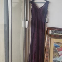 Beautiful Purple Long Dress Purple Lace Dress For Gala, Purple Maxi-length Formal Dress, Purple Maxi Length Formal Dress, Purple Formal Maxi Length Dress, V-neck Lace Dress For Formal Occasions, Elegant Prom Evening Dress, Purple Lined Evening Dress, Lined Purple Evening Dress, Purple Lined Dress For Evening