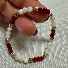 Red Agate And Faux Pearl Elastic Bracelet Brand New Adult Size Handmade With Gold Filled Balls Red Agate Beads And Faux Pearls Water Safe Color Wont Change Or Fade Diy Red Jewelry, Bracelet With Small Beads, Red Pearl Bracelet, Red Bracelet Ideas, Fall Beaded Bracelets, Beaded Bracelets Ideas, Minimalistic Bracelet, Letter Bead Bracelet, Bracelets With Beads