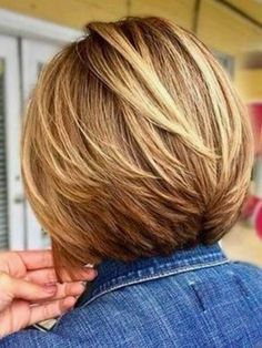 Medium Haircut, Balayage Bob, Medium Bob Hairstyles, Bob Haircut For Fine Hair, Layered Bob Hairstyles, Bob Hairstyles For Fine Hair, Penteado Cabelo Curto, Short Blonde