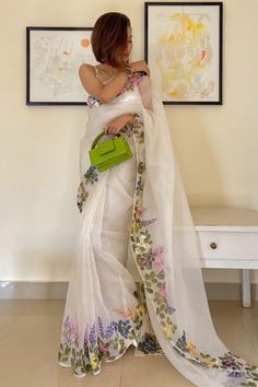 Saree Blouse Material, Saree Painting Designs, Saree Painting, Sabyasachi Lehenga, Saree Floral, Hand Painted Dress, Floral Saree, Fabric Painting On Clothes, Organza Silk Saree