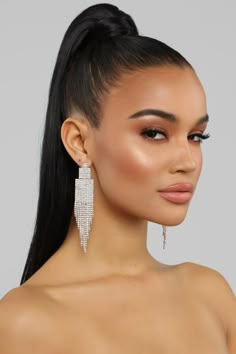 Necklaces Prom, Mekap Mata, Sleek Ponytail Hairstyles, Smink Inspiration, Prom Earrings, Sleek Ponytail, High Ponytails, Handmade Gold