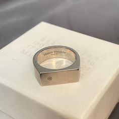 Bnwt Like New Very Rare And Limited Piece Mm Stealing Silver Ring 925 Size M Nolow Ball No Returns/ No Refunds Silver Signet Ring With Hallmarks, Luxury Modernist Men's Silver Ring, Silver Recycled Glass Ring, Margiela Jewelry, Maison Margiela When The Rain Stops, Lighter Case, 925 Silver Bracelet, Men Earrings, Mens Silver Rings