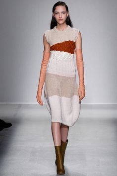 Christian Wijnants Fall 2014 Knitwear Inspiration, Christian Wijnants, Burnt Sienna, Vogue Australia, Glamorous Style, Knitwear Fashion, 2014 Fashion, Fall 2014, Knit Fashion