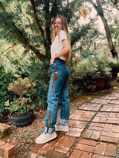 Hot Jeans Outfit, Vintage Western Outfits, Rocky Mountain Jeans, Cute Western Outfits, Cutesy Outfit, Western Girl Outfits, Jeans Western, Western Wear Outfits