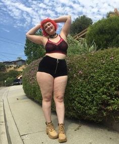 Isabel Hendrix, Curvy Girl Outfits, Curvy Outfits, Hendrix, Curvy Fashion, Body Positivity, Look Cool, Gq, Fashion Inspo Outfits