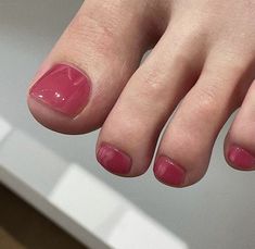 Pink Nails Pedicure, Minimalist Pedicure, Best Summer Pedicure Colors, Pink Pedicure Ideas, Simple Pedicure, Pedicure Inspiration, Pedicure Pink, Summer Pedicure Colors