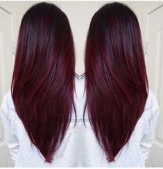 Hair Color Cherry Coke Burgundy Dyes 20+ Super Ideas #hair Cherry Bombre, Brunette Ombré, Hair Color Cherry Coke, Pelo Color Borgoña, Pelo Color Vino, Dark Burgundy Hair, Berry Hair, Dream Hairstyles, Lovely Hairstyles