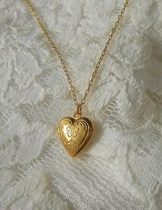 Gold Heart Locket Necklace, Gold Heart Locket, Heart Locket Necklace, Rings Necklace, Gold Locket, Funky Jewelry, Heart Locket