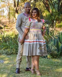 Pedi Traditional Attire For Couples, Pedi Traditional Attire African Weddings, Sepedi Traditional Attire For Couples, Pedi Outfits, Traditional Attire African Couples, Pedi Traditional Attire For Women, Sepedi Traditional Attire For Women, Modern Sepedi Traditional Dresses, Shweshwe Patterns