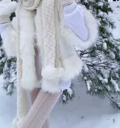 Ice Princess Aesthetic, January Mood, Lizzie Hearts, Girly Christmas, Oc Stuff, Pink Xmas