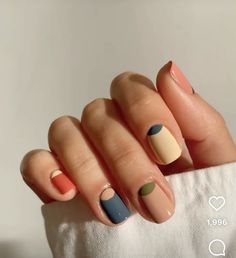 Simple Nail Trends, Pretty Nails Design, Minimalistic Nail Art, Nails Design Winter, Minimalist Nail Design, Nail Art Minimalist, Minimalistic Nails, Color Block Nails, Idea Nail