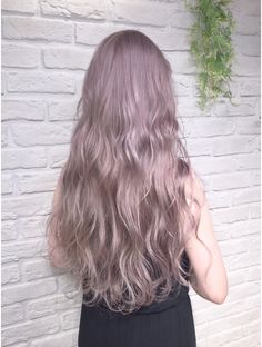 アンククロス 表参道 原宿(ANKH CROSS) シュガーホワイト Lavender Hair Colors, Hair Colour Design, Ash Hair, Ankh Cross, Lavender Hair, Hair Arrange, Hair Reference, Easy Hairstyles For Long Hair, Hair Inspo Color