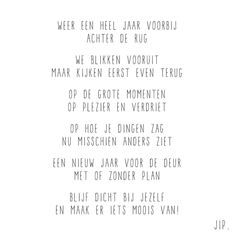 the words are written in black and white on a piece of paper that says, we've been hell jaar worbbli