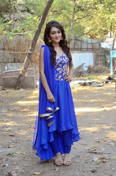 Contrast Colour Combination, Kurti Stitching, Designer Punjabi Suits Patiala, Actor Indian, Punjabi Suits Patiala, Devoleena Bhattacharjee, Blue Contrast Color, Kajol Saree