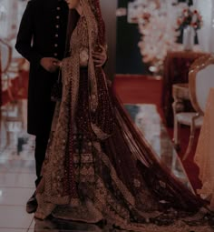 Female Accessories, Red Bridal Dress, Beautiful Bridal Dresses, Asian Dresses, Asian Bridal Dresses, Bridal Dresses Pakistan, Desi Outfits, Bridal Dress Fashion