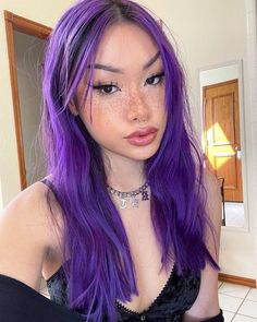 Lola Character, Dark Violet Hair, Red Hair Inspo, Hair Dyes, Hippie Hair