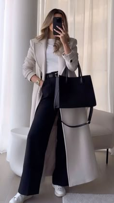 Classy Winter Outfits, Fashion Outfits Casual, Chique Outfits, Winter Fashion Outfits Casual, Outfit Chic, Casual Day Outfits, Classy Work Outfits, Stylish Work Outfits, Interview Outfit