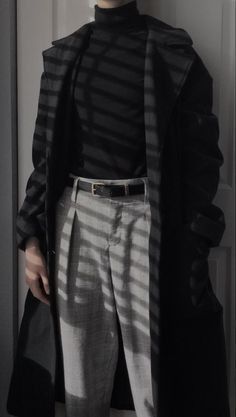 Gothic Academia Outfits Men, Dark Male Fashion, Male Fancy Outfits, Formal Masc Outfit, Fancy Outfits Men, Goth Mens Fashion, Outfit Ideas Male, Dark Academia Outfit, Masc Outfits