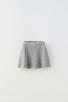 KNIT SKIRT - Gray | ZARA United States Zara Casual Stretch Skirt, Stretch Knit Mini Skirt, Zara Stretch Skirted Bottoms, Zara Stretch Solid Color Skirt, Skirt With Elastic Waistband, Box Pleat Skirt, Striped Skirt, Fall Photoshoot, Box Pleats