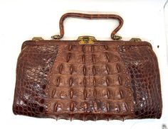 Vintage 30s/40s Hornback Alligator Handbag Purse In good shape with some minor flaws/wear. See photos for condition. Any problems can easily be remedied (a little glue, etc.) Beautiful gorgeous purse. Crocodile Purse, Alligator Handbags, Top Handle Bags, Vintage Purses, Madison Wi, Pocket Book, Cute Bags, Suitcases, Vintage Handbags