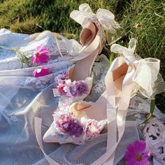 This price is for a pair of high heels only. Shoes Details:Floral Design / Lace-up at Ankle Size 34 35 36 37 38 39 Foot Length 22 22.5 23 23.5 24 24.5 Heel 8 8 8 8 8 8 Amanita Nightshade, Flowers In Season, Ella Shoes, Pink Hairband, Shoes Details, Tiered Tulle Skirt, Light Purple Flowers, Flower Heels, Outdoor Fall Wedding