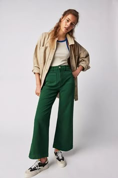 Rolla’s Sailor Jeans | Free People Mid Size Fashion Workwear, Weekend Fashion Casual, Wide Leg Khaki Pants Outfit Summer, Casual Gender Neutral Outfit, Oversized Blue Jeans Outfit, Tomboy School Outfits, Emerald Clothes, Wide Leg Green Pants Outfit, Petite Midsize Outfits