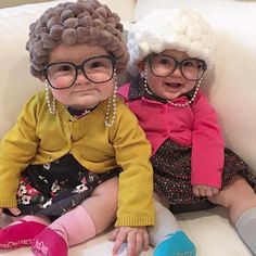 Unusual Halloween Costumes, Costumes For Sisters, Old Lady Halloween Costume, Halloween Costumes For Sisters, Old Lady Halloween, Funny Baby Costumes, Diy Fantasia, Diy Baby Costumes