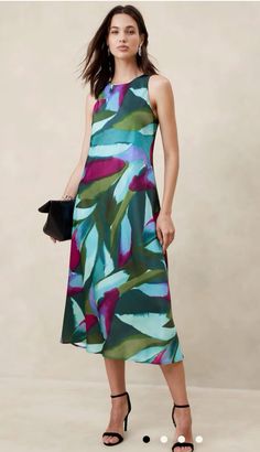 Western Suits, Crepe Midi Dress, Essential Dress, Tropical Summer, Banana Republic Factory, Floor Length Dresses, Western Dresses