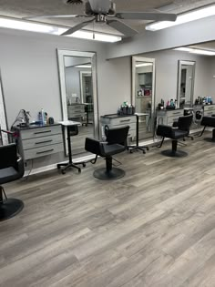 the salon is clean and ready to be used for hairdresser's work