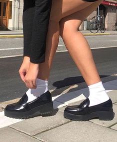 Derry Girls, Dr Shoes, Look Retro, Aesthetic Shoes, Shoe Inspo, White Socks, Pretty Shoes, Dream Shoes