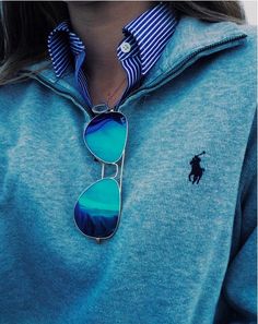 Source: here My Blog Carolina Girl, Preppy Lifestyle, Ray Ban Aviator, Look At You, Preppy Outfits, A Horse, Dream Clothes